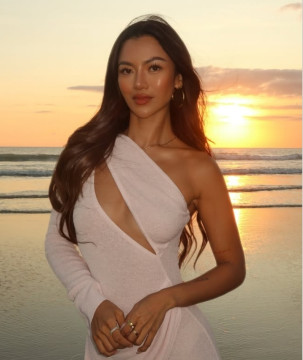 Juara Miss Universe Indonesia, Sanly Liu harus menghadapi tantangan menuju Miss Universe di Thailand. [Instagram]